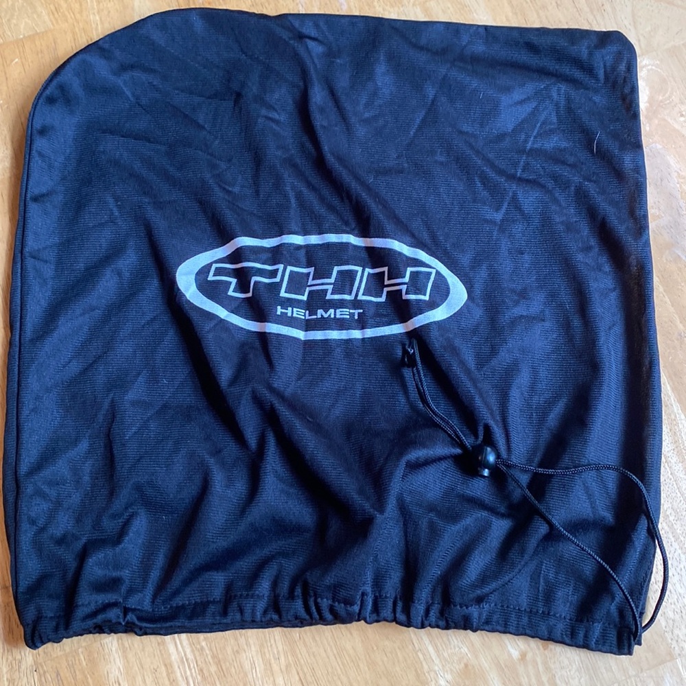 Helmet dust bag 15,5x16” THH brand In great condition